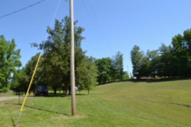 318 Rock Springs Road Celina, TN 38551 - Photo 42 of 87 a view of a basketball court