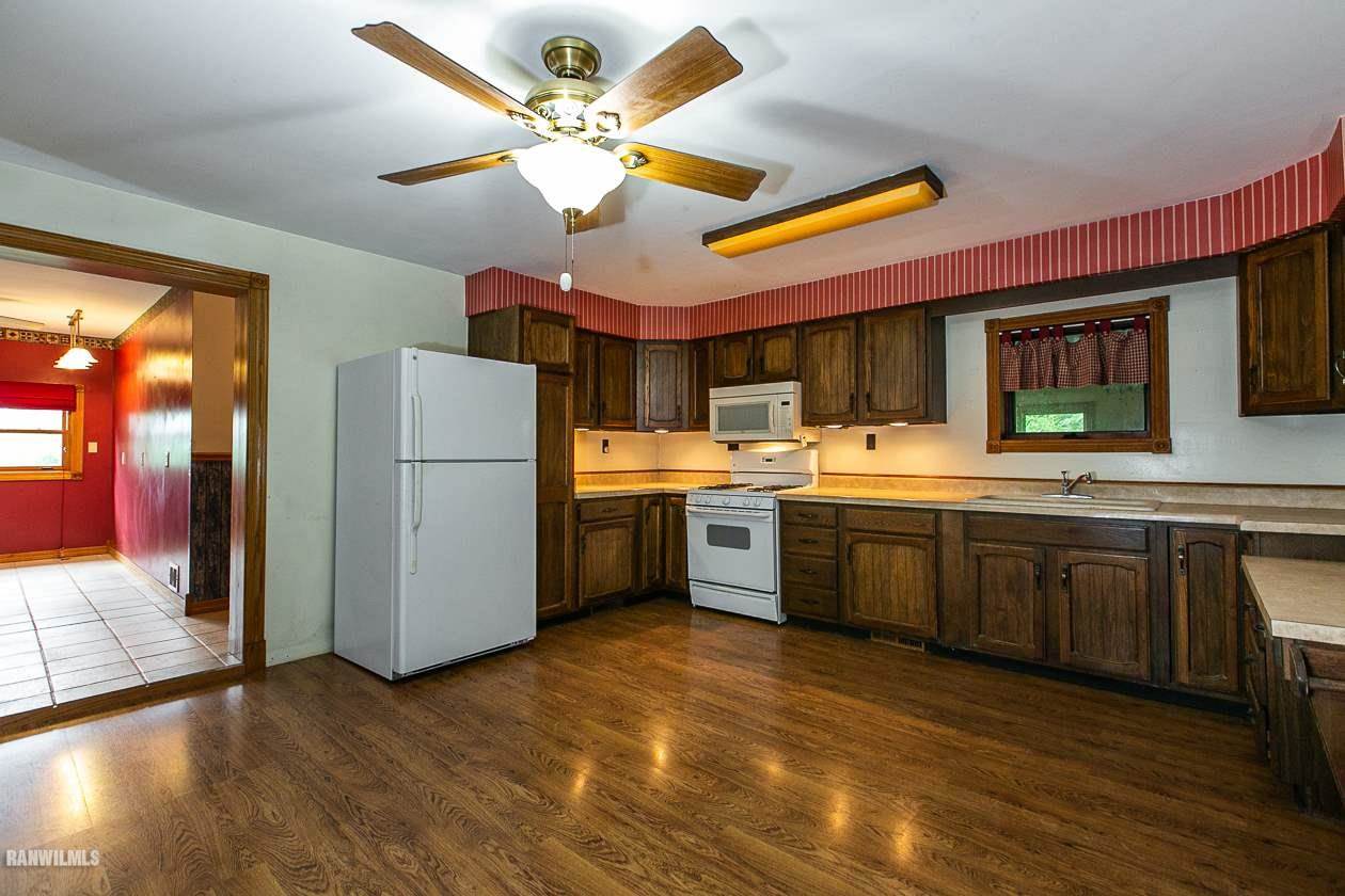 378 North Pilot Knob Road Galena, IL 61036 - Photo 4 of 32 Gallery Image 4