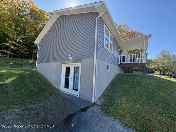 $375,000 | 720 Scott, Clarks Summit, PA 18411