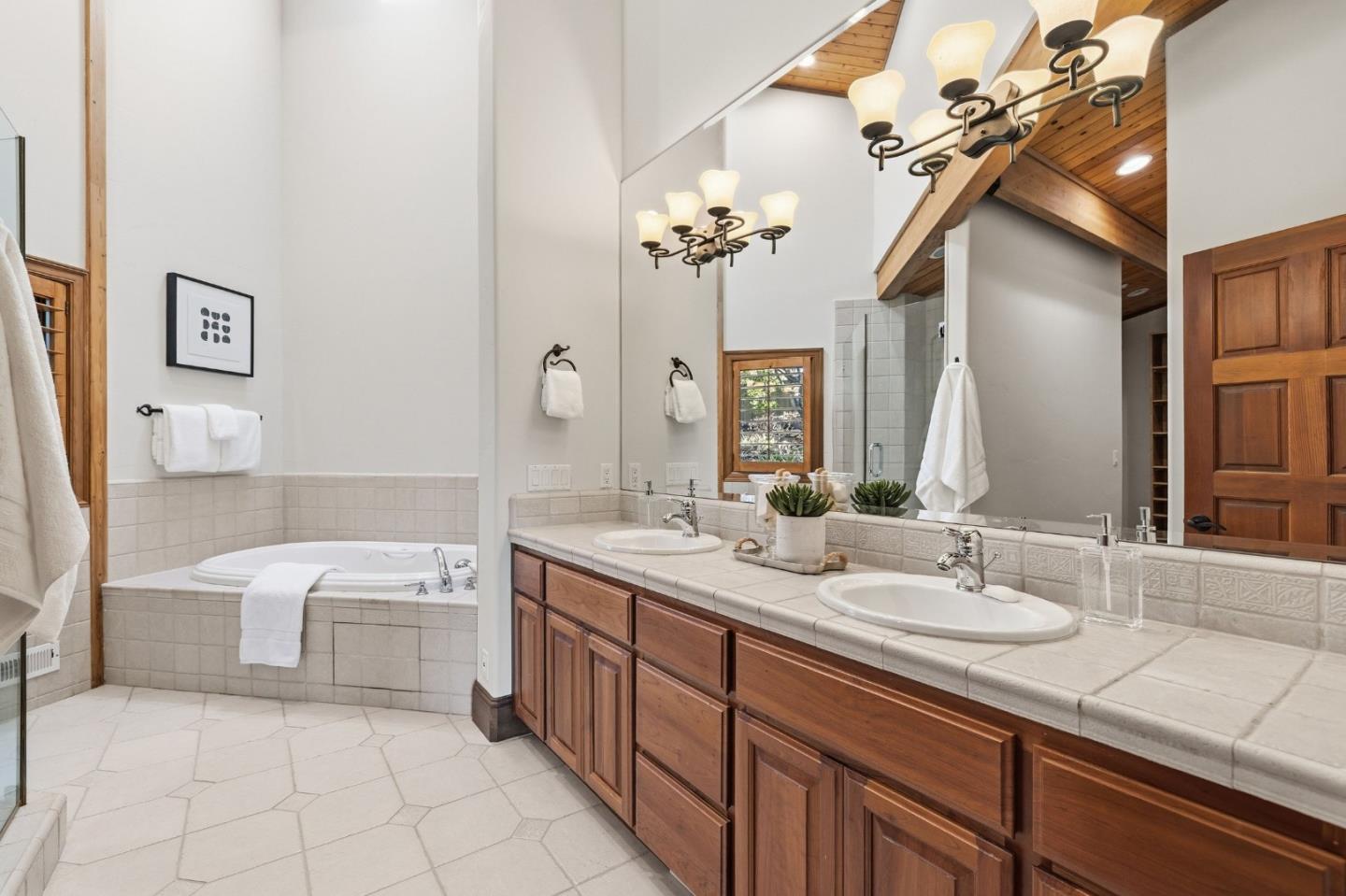 36 Loma Road Redwood City, CA 94062 - Photo 12 of 22