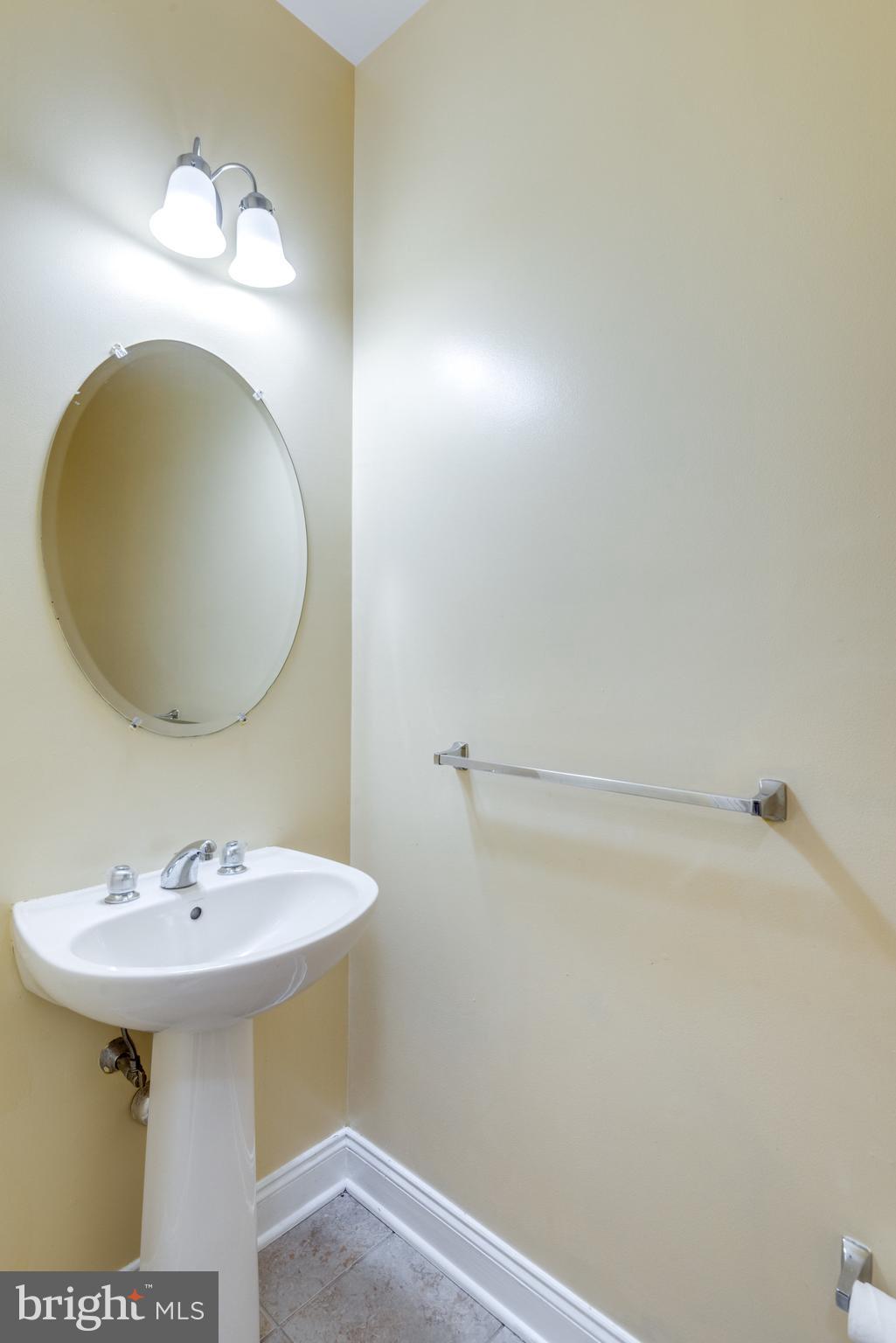 22913 North Brown Square Ashburn, VA 20148 - Photo 13 of 72