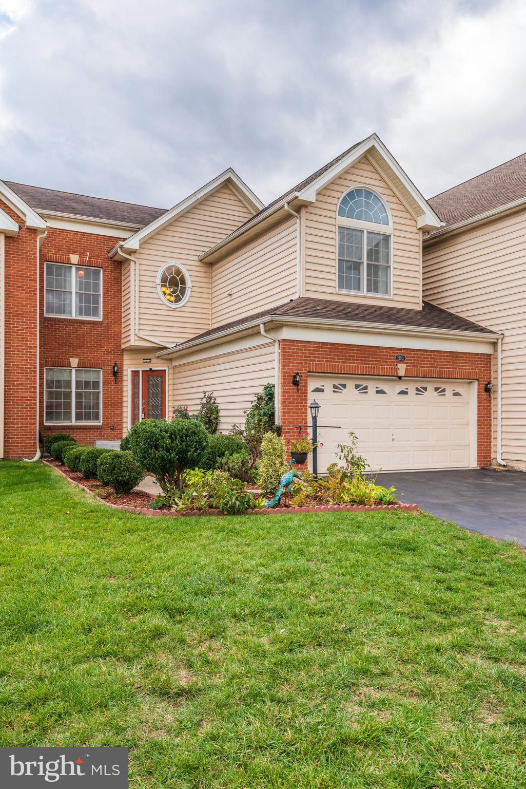 22913 North Brown Square Ashburn, VA 20148 - Photo 2 of 72