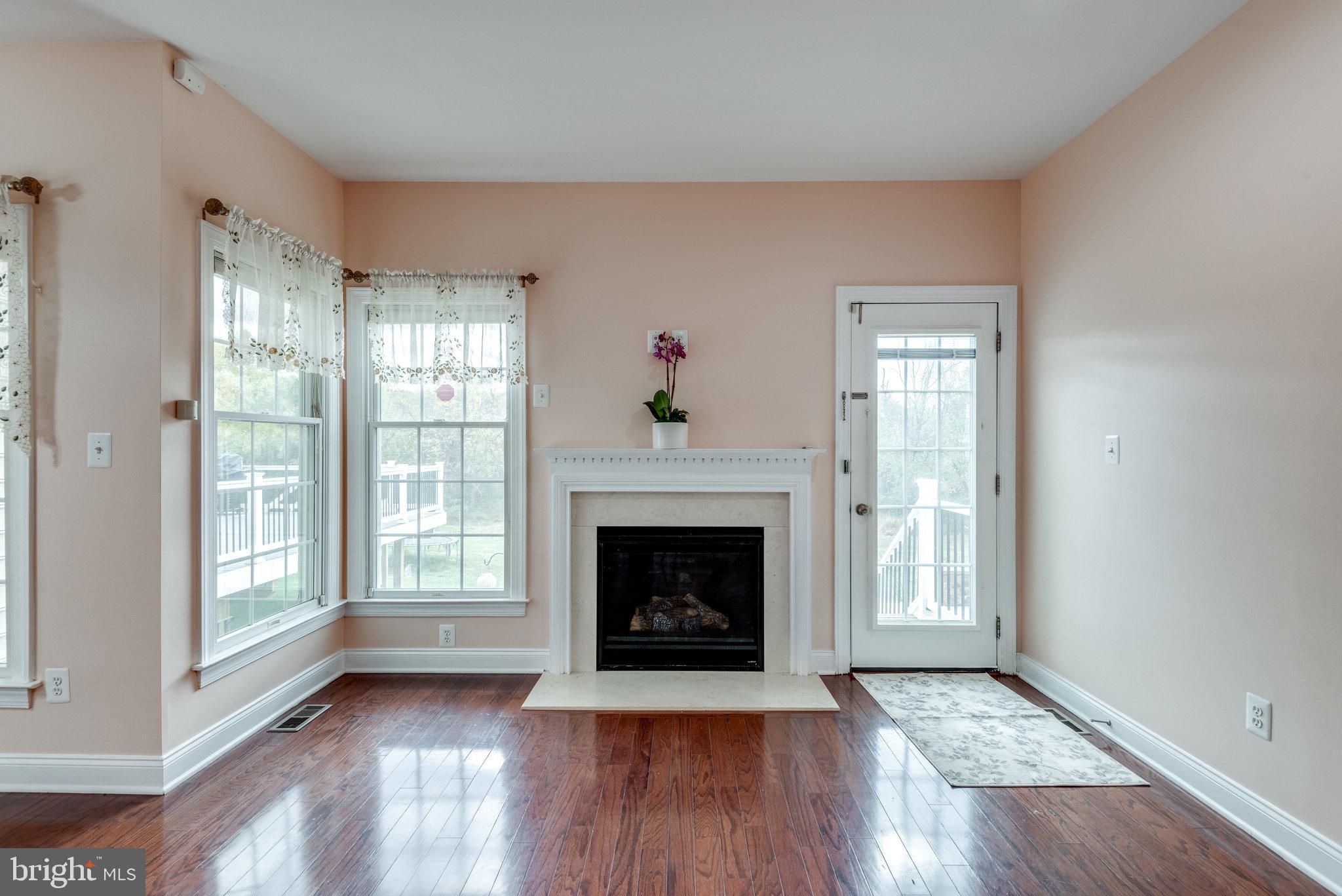 22913 North Brown Square Ashburn, VA 20148 - Photo 29 of 72