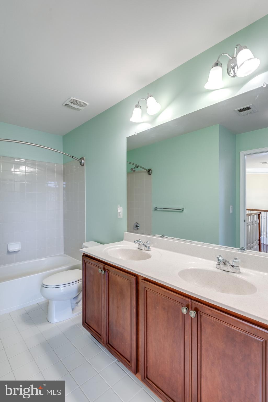 22913 North Brown Square Ashburn, VA 20148 - Photo 36 of 72