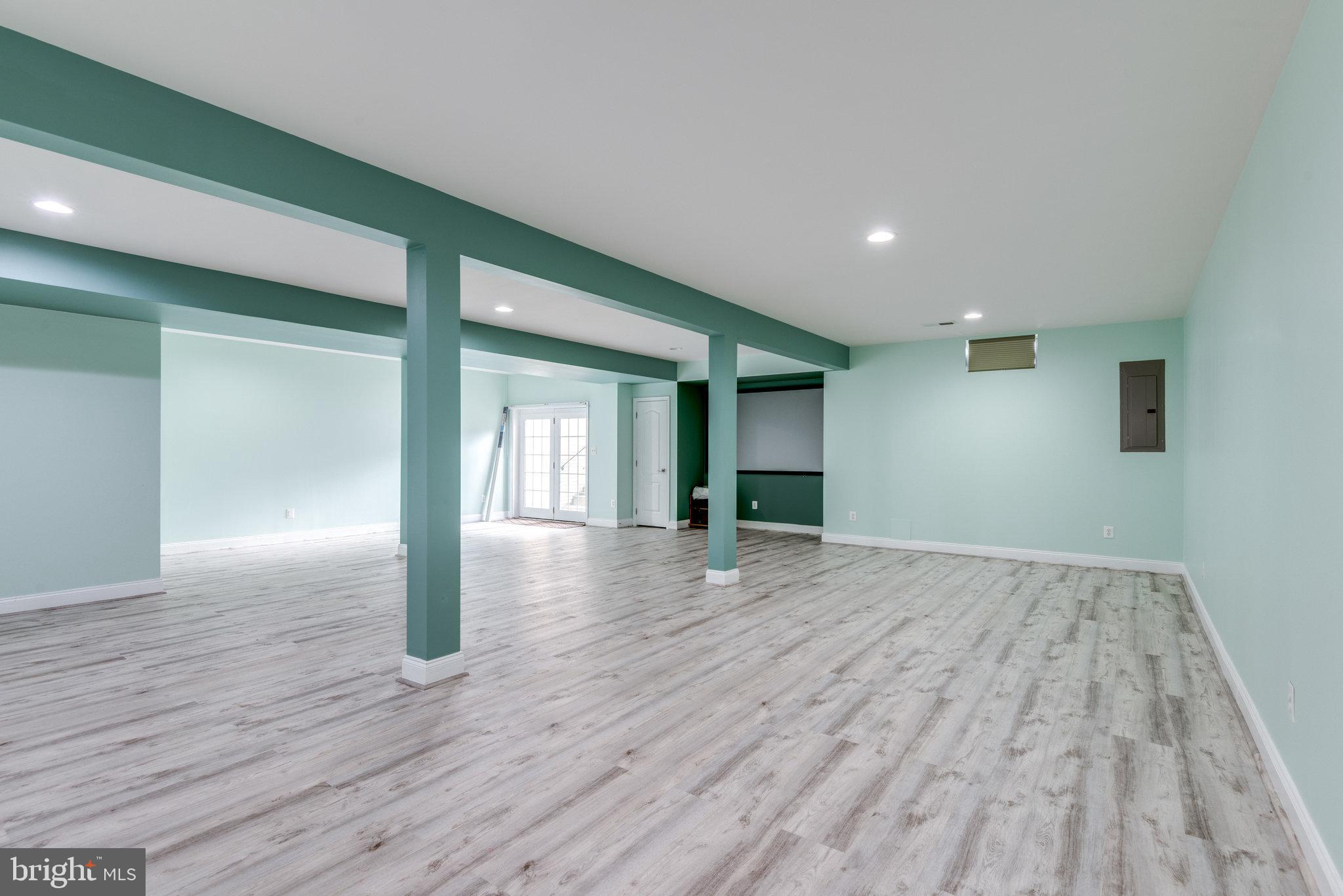 22913 North Brown Square Ashburn, VA 20148 - Photo 54 of 72