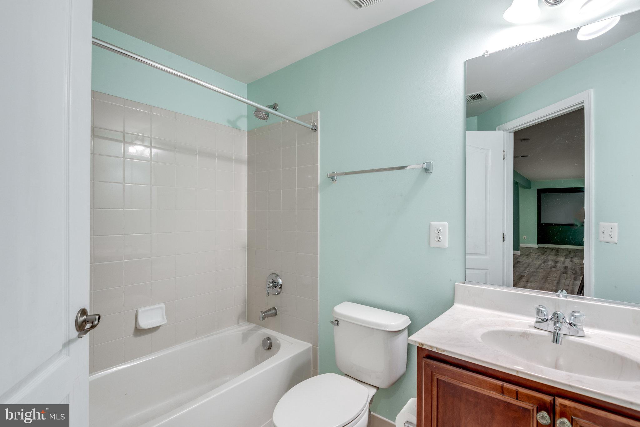 22913 North Brown Square Ashburn, VA 20148 - Photo 57 of 72