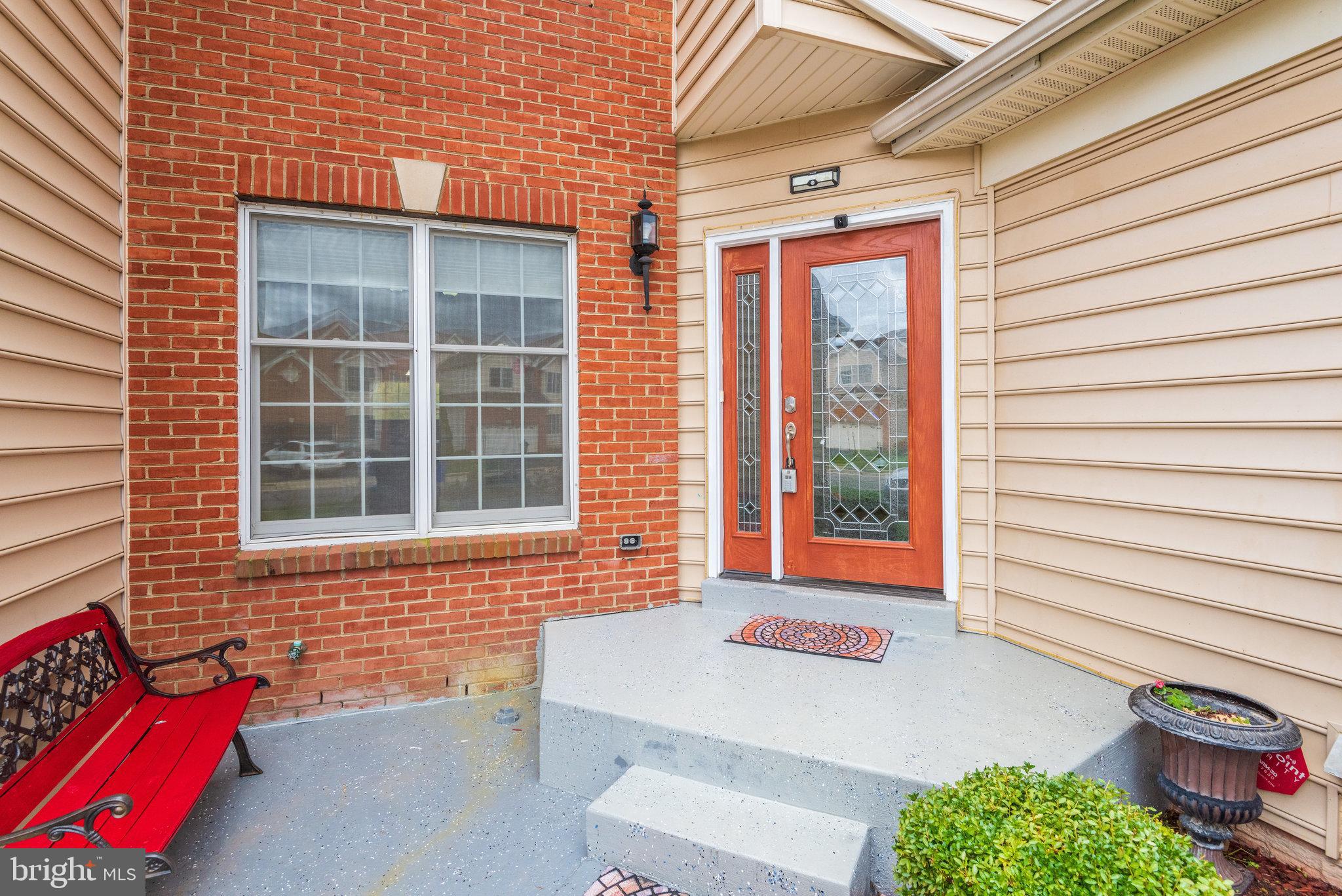 22913 North Brown Square Ashburn, VA 20148 - Photo 7 of 72