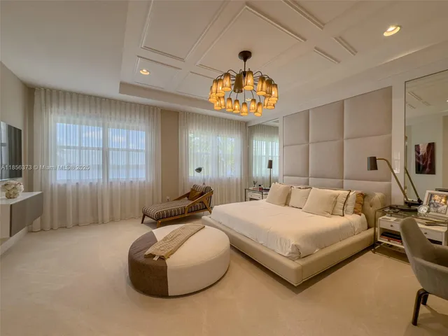 $1,310,000 | 9709 Blue Isle Bay, Parkland, FL 33076