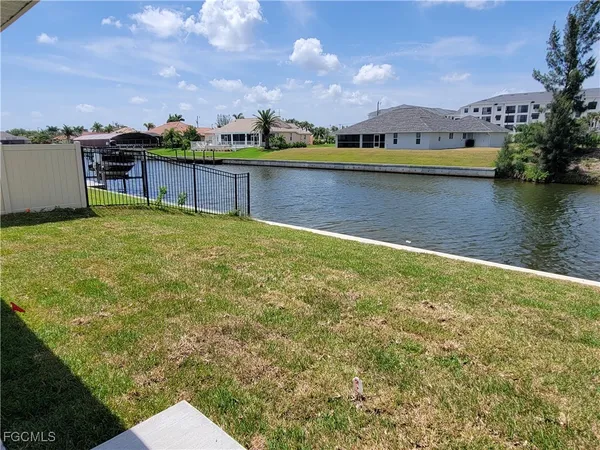 $1,150,000 | 1609-1611 Savona Parkway West, Cape Coral, FL 33914