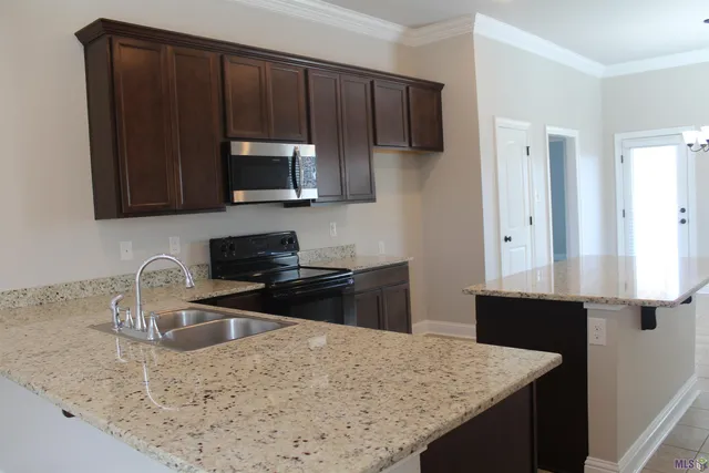 $2,050 | 16276 Timberstone Drive, Prairieville, LA 70769