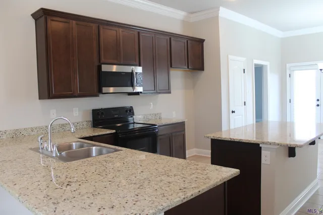 $2,050 | 16276 Timberstone Drive, Prairieville, LA 70769