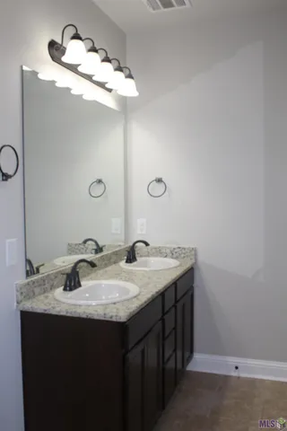 $2,050 | 16276 Timberstone Drive, Prairieville, LA 70769