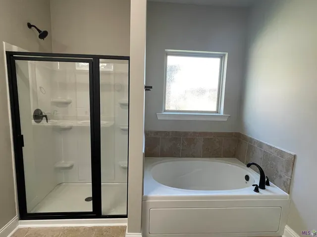 $2,050 | 16276 Timberstone Drive, Prairieville, LA 70769