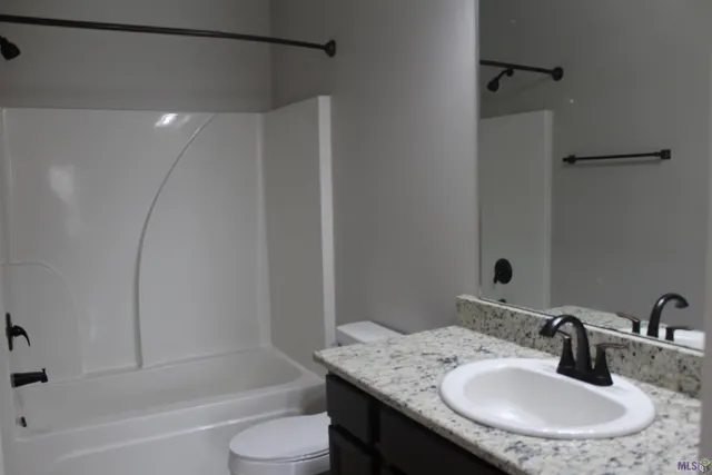 $2,050 | 16276 Timberstone Drive, Prairieville, LA 70769