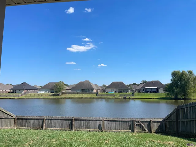 $2,050 | 16276 Timberstone Drive, Prairieville, LA 70769