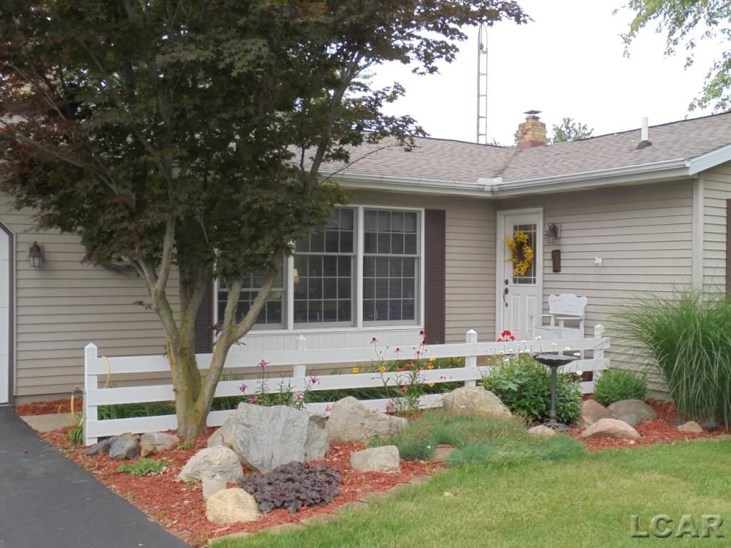 6095 Clinton Macon Road Clinton, MI 49236 - Photo 2 of 26
