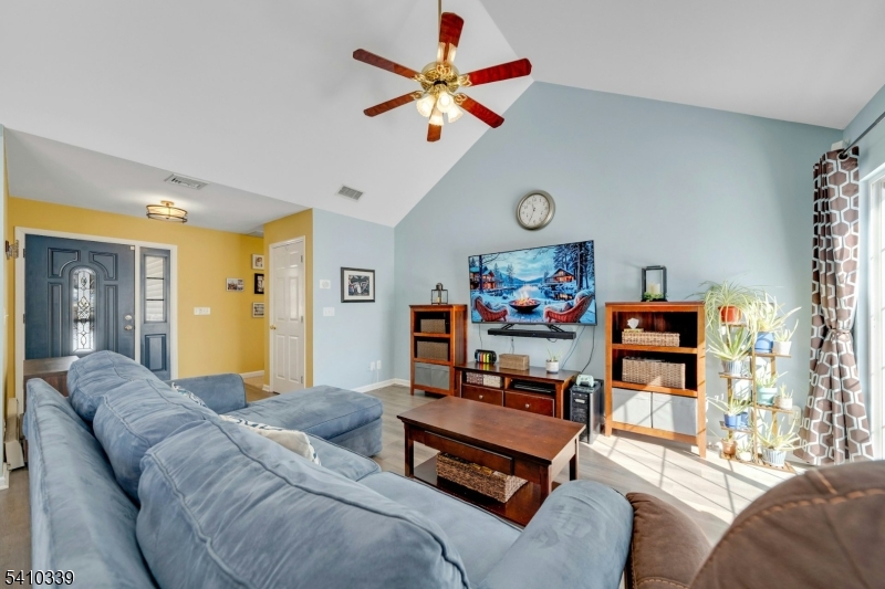 5656 Berkshire Valley Road Oak Ridge, NJ 07438 - Photo 11 of 38