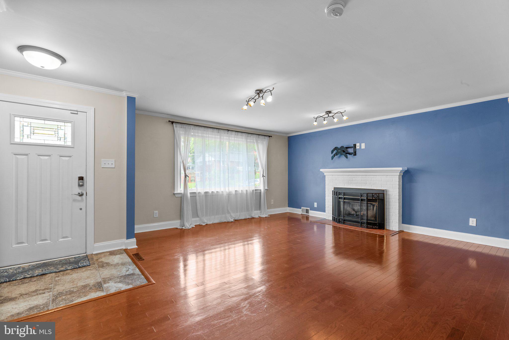 5963 Kedron Street Springfield, VA 22150 - Photo 6 of 30