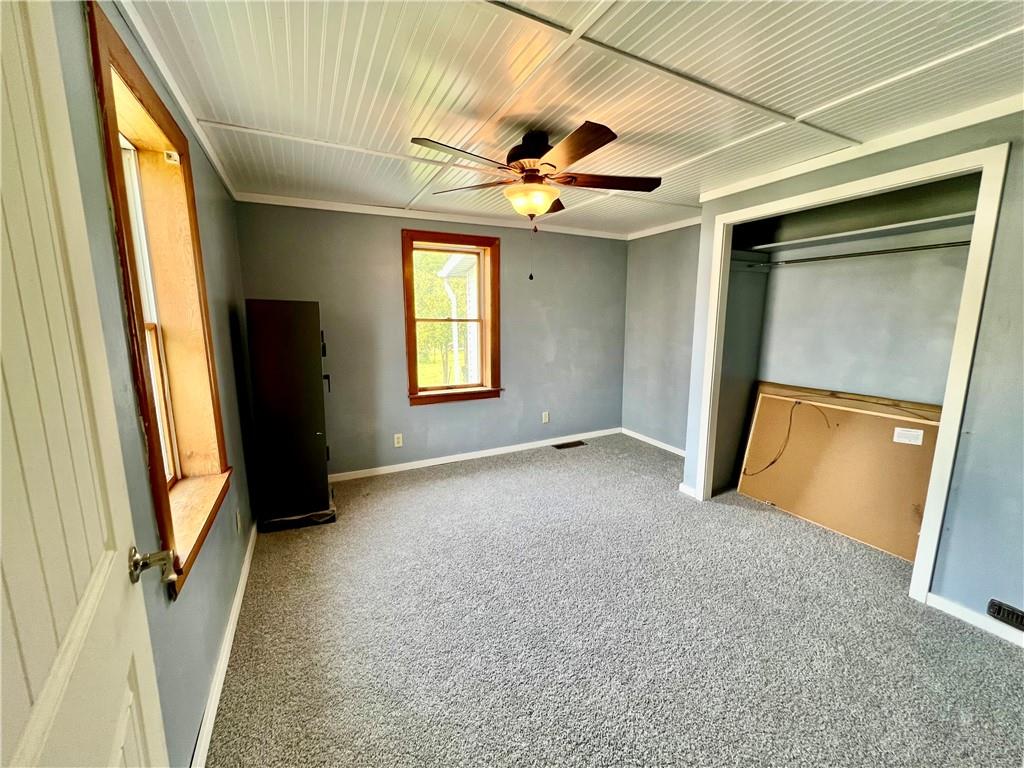 1752 South Eighty Eight Road Greensboro, PA 15338 - Photo 16 of 30 11'9" x 12'1"