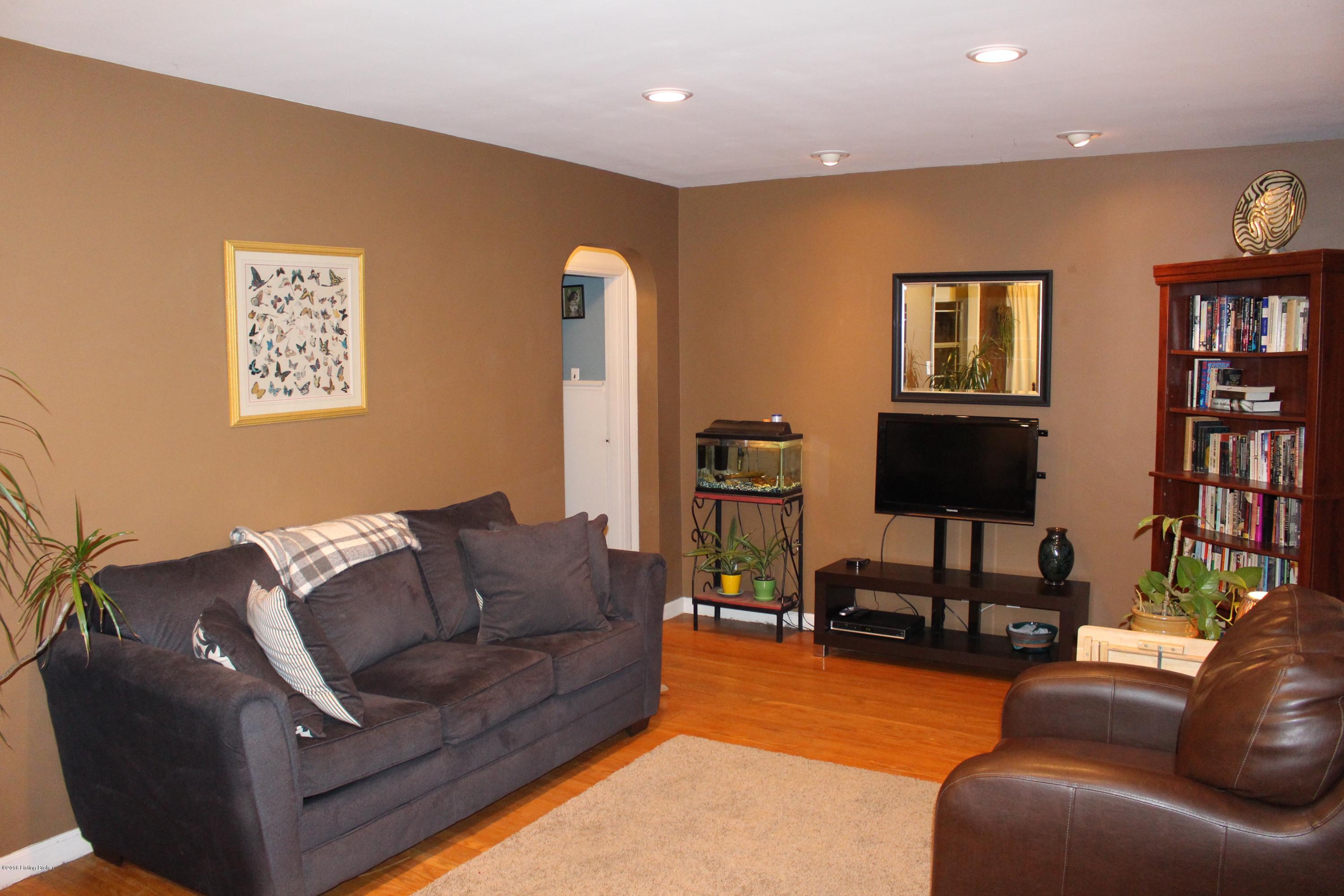 1617 Nightingale Road Louisville, KY 40213 - Photo 14 of 46 LivingArea