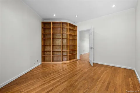 $310,000 | 1440 Boston Post Road, Unit 2I, Larchmont, NY 10538