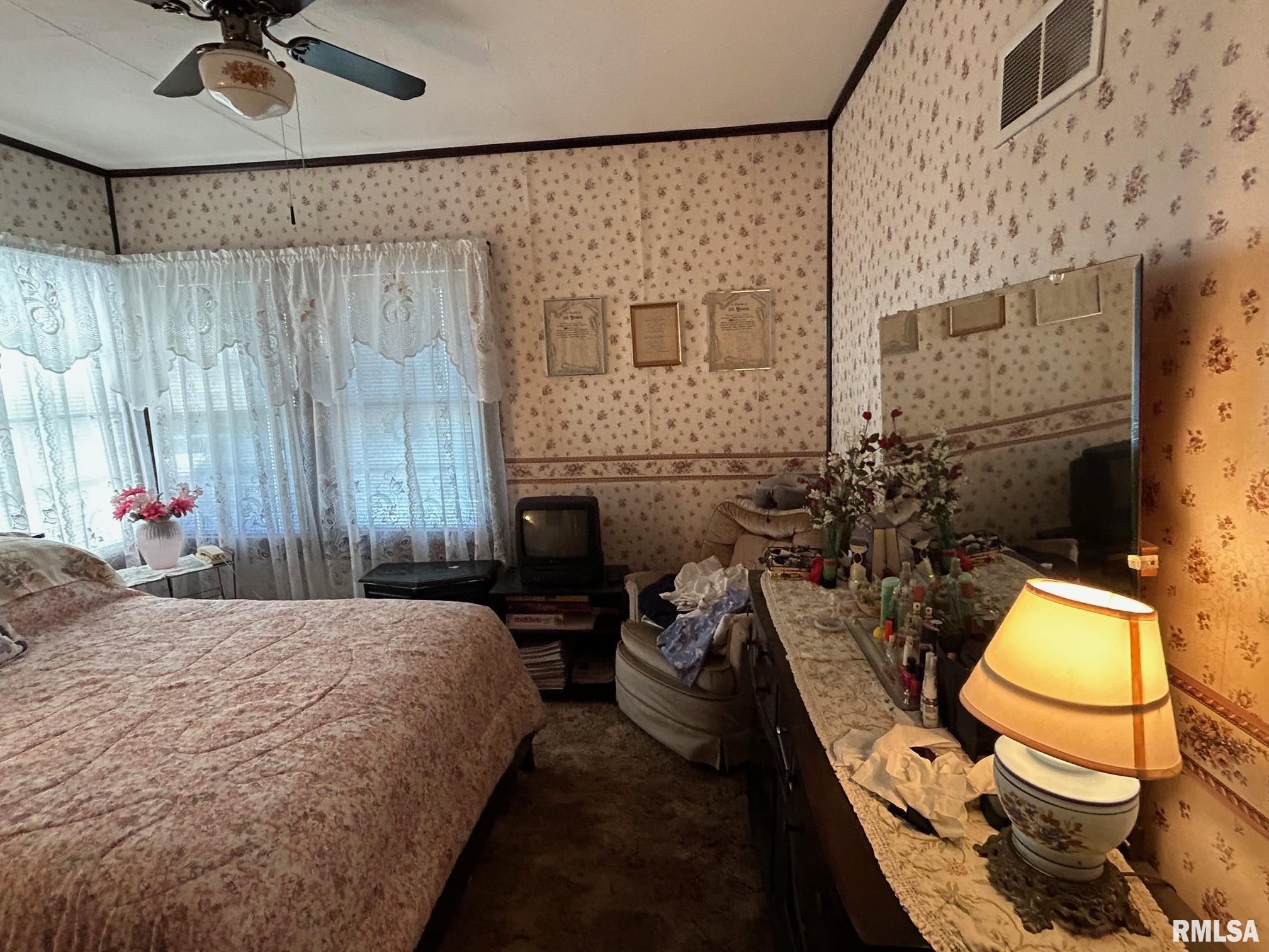 407 Dawson Street Springfield, IL 62702 - Photo 13 of 17