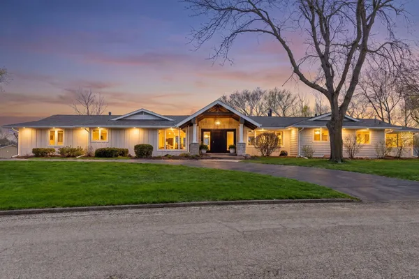 $2,850,000 | 1155 Heritage Lane, Wayzata, MN 55391