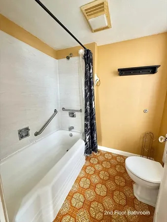 $269,000 | 26 Wintworth Street, Chicopee, MA 01013