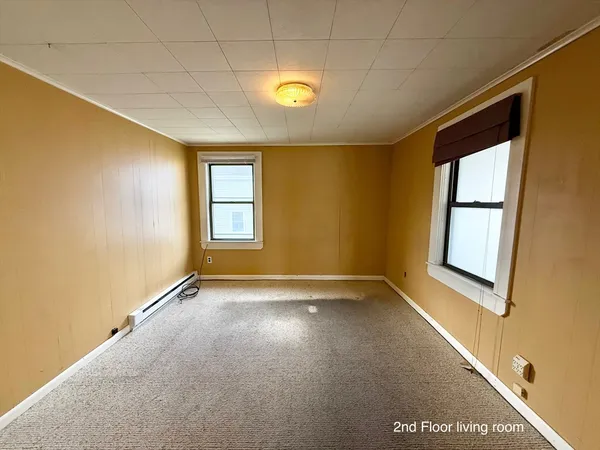 $269,000 | 26 Wintworth Street, Chicopee, MA 01013