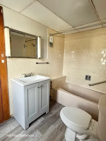 $269,000 | 26 Wintworth Street, Chicopee, MA 01013