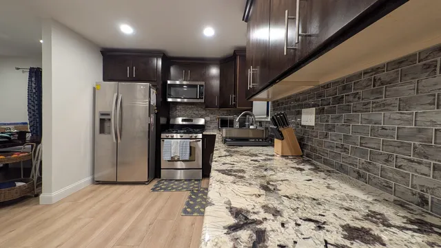 $579,000 | 691 Burdette Avenue, Glendale Heights, IL 60139