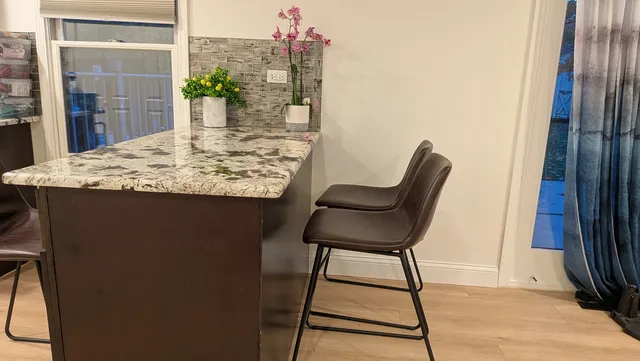 $579,000 | 691 Burdette Avenue, Glendale Heights, IL 60139