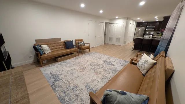 $579,000 | 691 Burdette Avenue, Glendale Heights, IL 60139