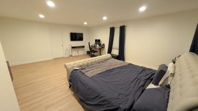 $579,000 | 691 Burdette Avenue, Glendale Heights, IL 60139