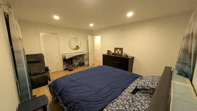 $579,000 | 691 Burdette Avenue, Glendale Heights, IL 60139