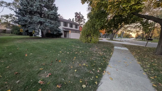 $579,000 | 691 Burdette Avenue, Glendale Heights, IL 60139