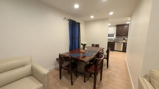 $579,000 | 691 Burdette Avenue, Glendale Heights, IL 60139