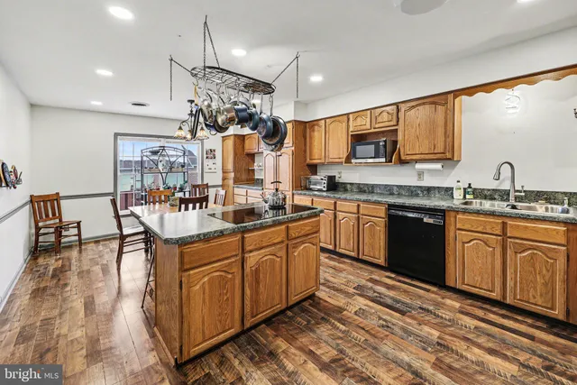 $275,000 | 730 Sterling Court, Enola, PA 17025