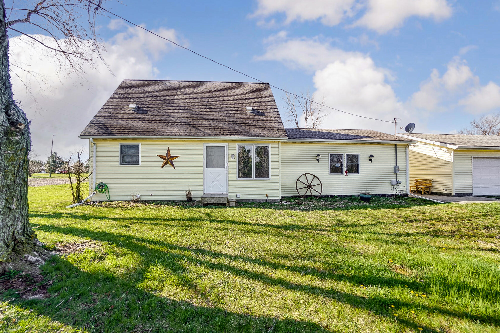 5920 Clum Road Lima, OH 45804 - Photo 1 of 33
