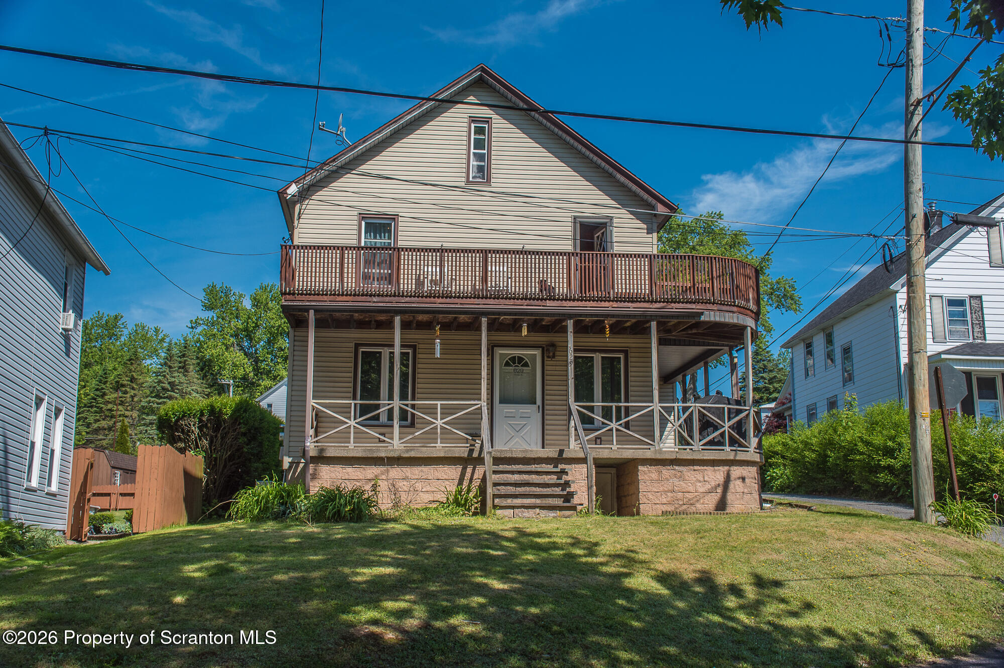629 Clinton Street Forest City, PA 18421 - Photo 3 of 28 Front