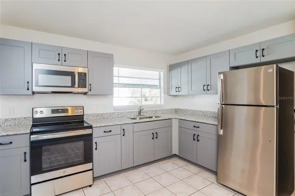 $2,375 | 2317 Tinian Avenue, Orlando, FL 32837