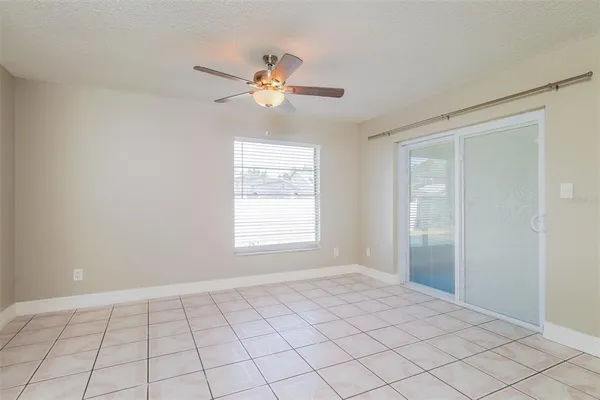 $2,375 | 2317 Tinian Avenue, Orlando, FL 32837