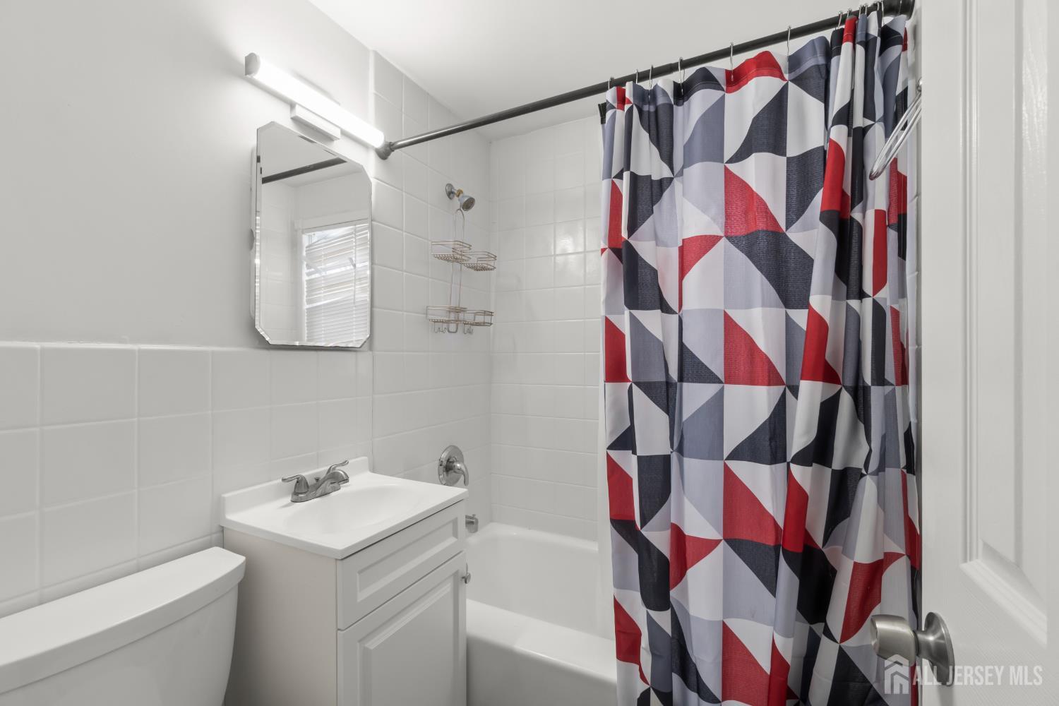 429 1st Street Middlesex, NJ 08846 - Photo 18 of 29