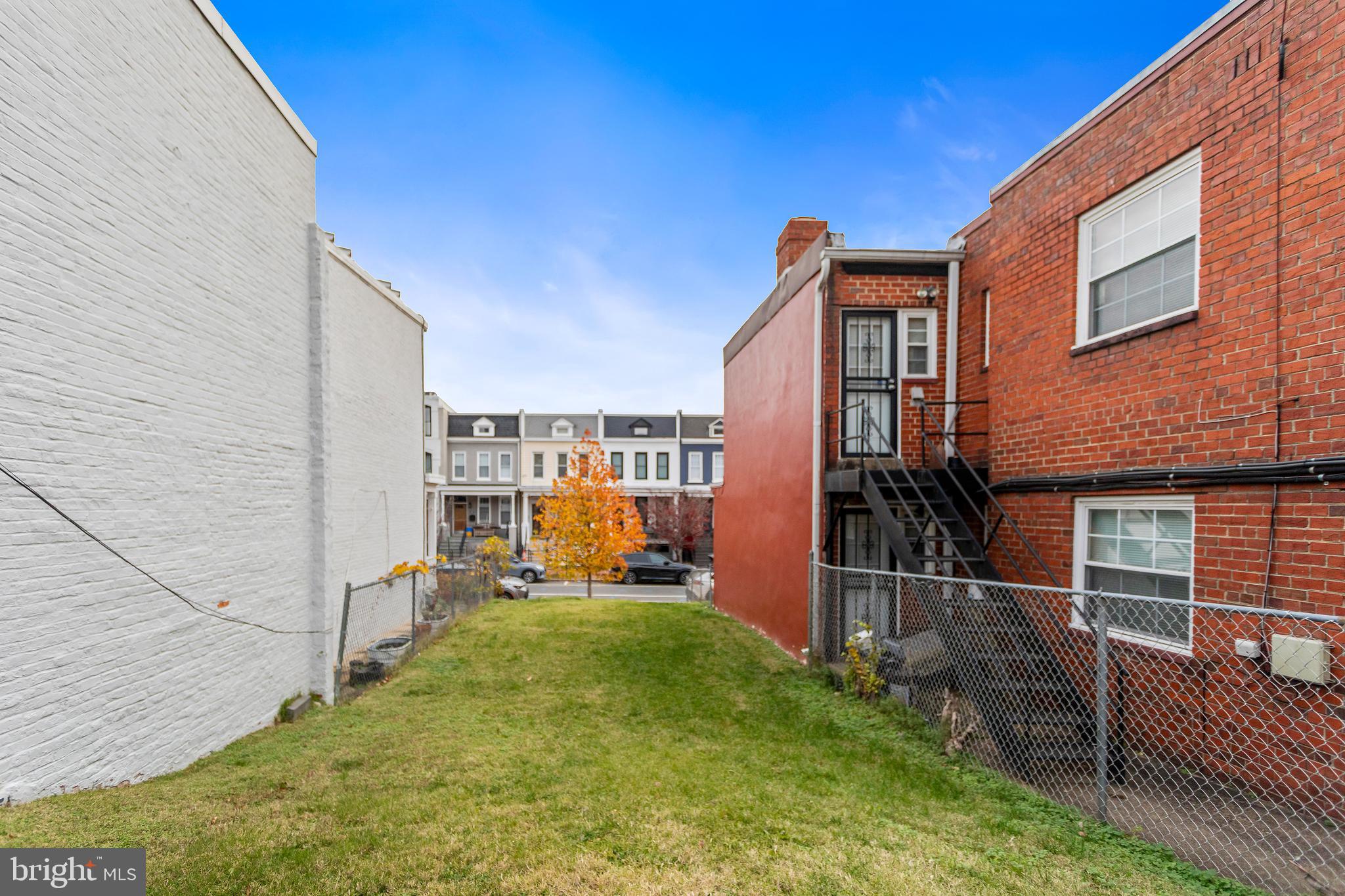 1018 4th Street Northeast Washington, DC 20002 - Photo 9 of 10