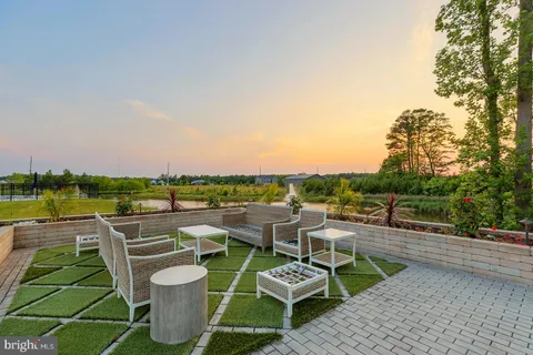 $1,100,000 | 33610 Union Circle, Lewes, DE 19958