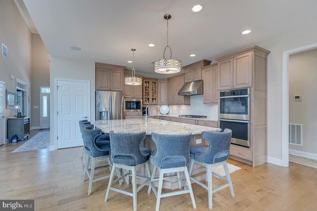 $1,100,000 | 33610 Union Circle, Lewes, DE 19958