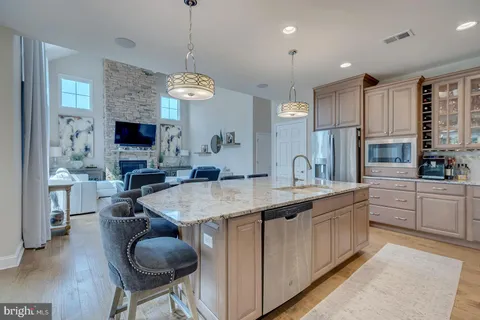 $1,100,000 | 33610 Union Circle, Lewes, DE 19958