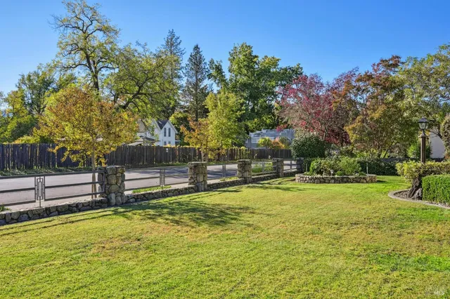 $1,499,000 | 1705 Michael Way, Calistoga, CA 94515