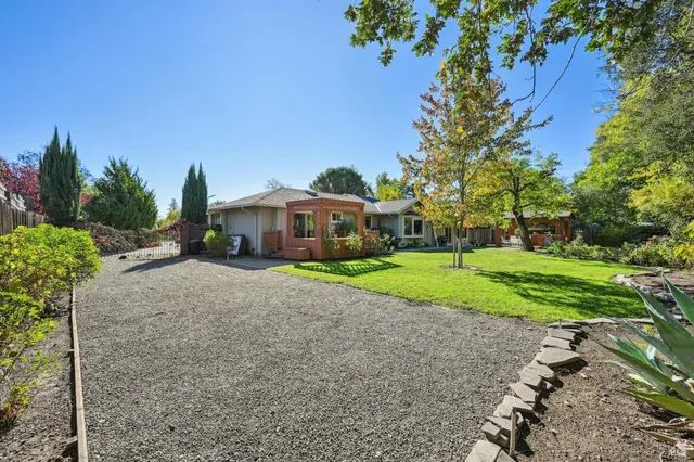 $1,499,000 | 1705 Michael Way, Calistoga, CA 94515