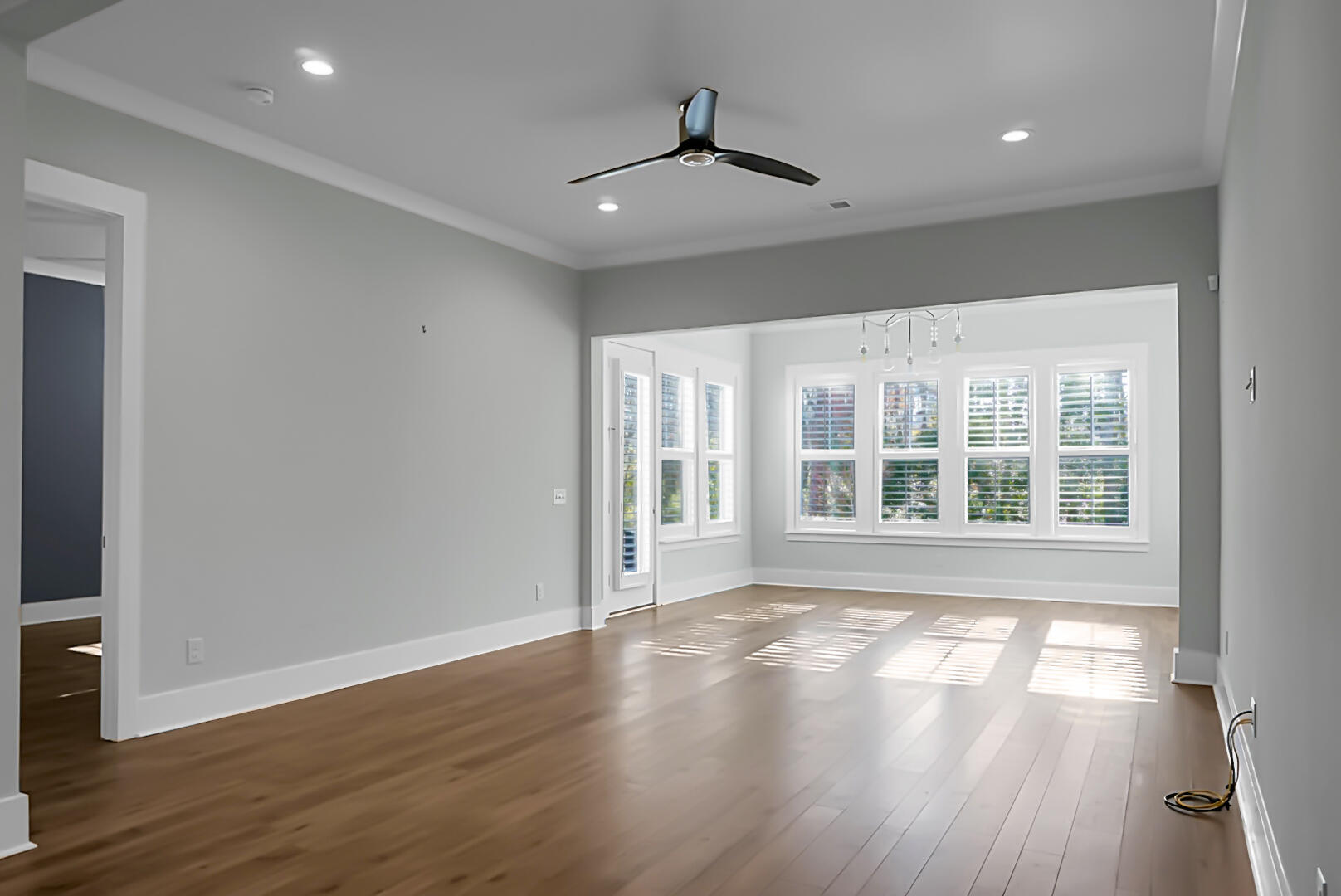 2345 Primus Road Mount Pleasant, SC 29466 - Photo 22 of 70 Family Room & Sunroom